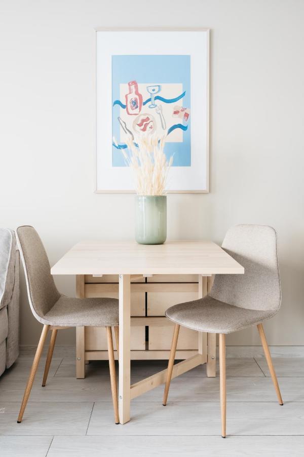 Stay Urban - Scandinavian Comfort With French Balcony Bergen Exterior photo